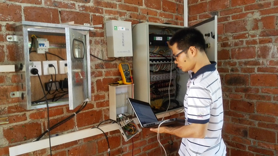 廣東徐聞縣行業(yè)級農(nóng)業(yè)科技示范園嫁接智慧農(nóng)業(yè)實現(xiàn)智能種植管理