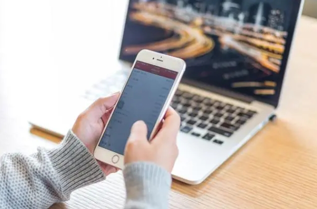 高端網(wǎng)頁設(shè)計(jì)頁面線條的使用 高端網(wǎng)頁設(shè)計(jì)頁面線條的使用